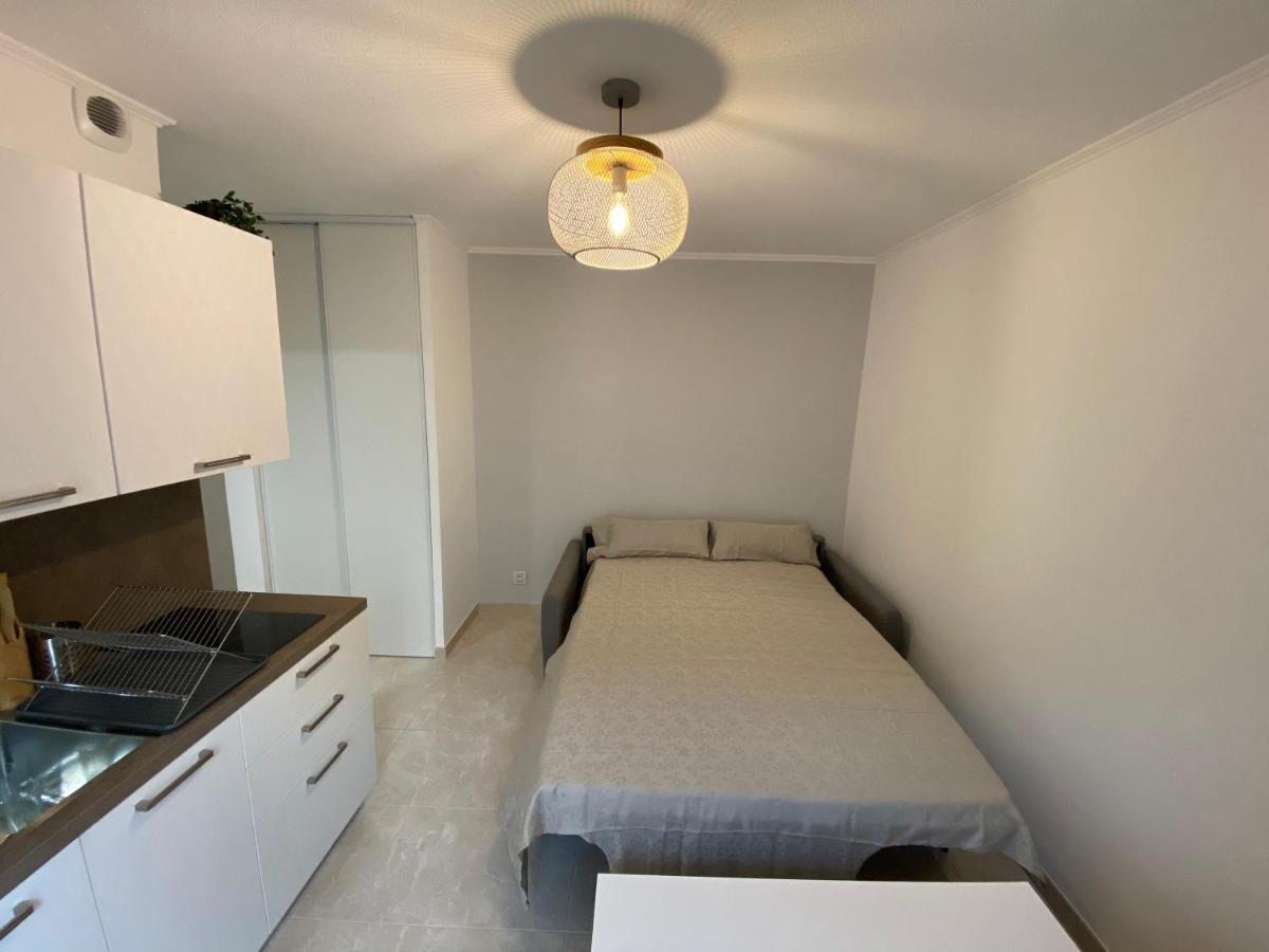 Studio Refait A Neuf, Proche Promenade Des Angais Nice Apartment ภายนอก รูปภาพ